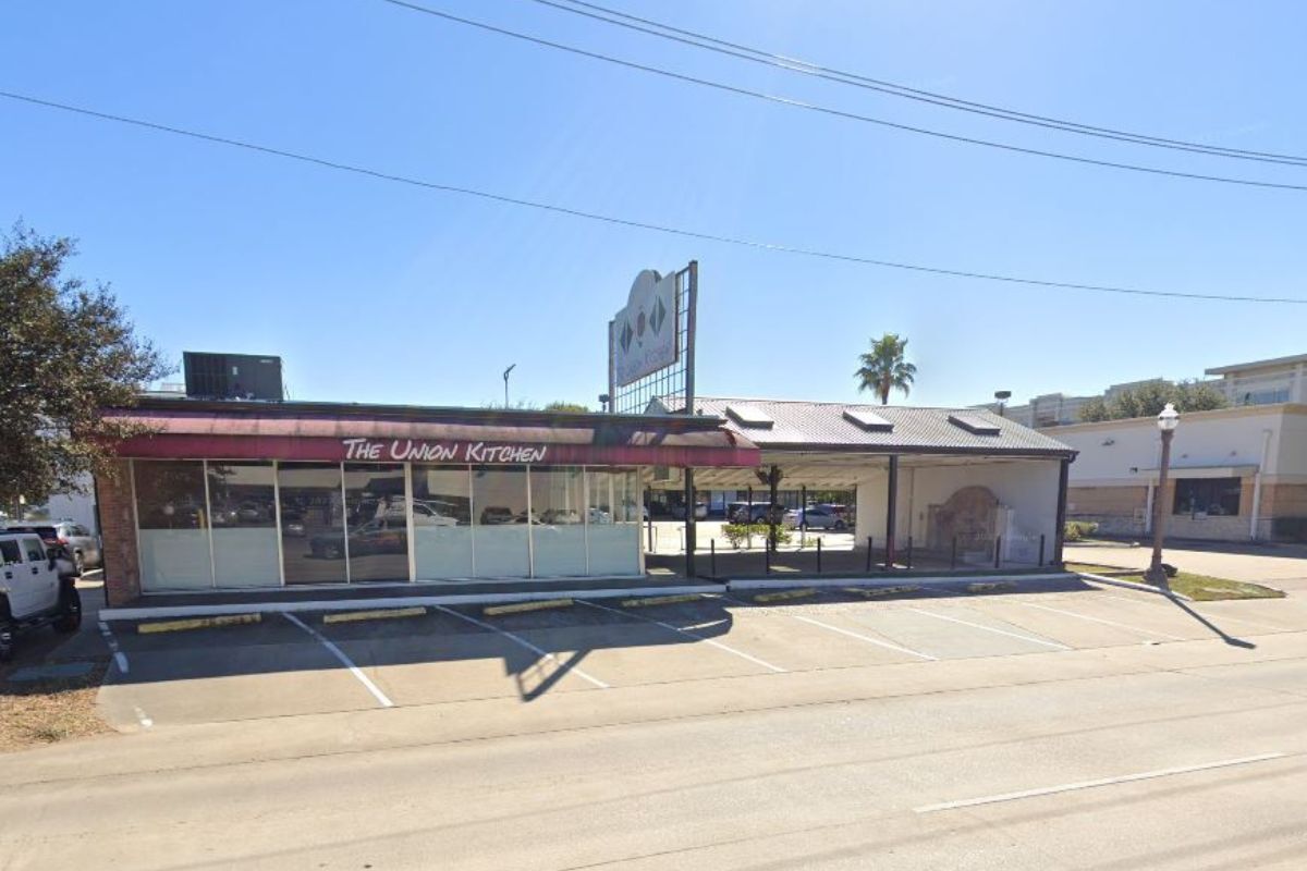 4057 Bellaire Blvd